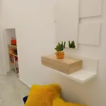 Apartmán Megaride Domus *