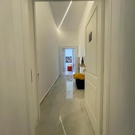Appartamento Megaride Domus *