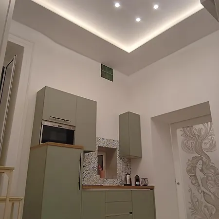 Appartamento Megaride Domus *