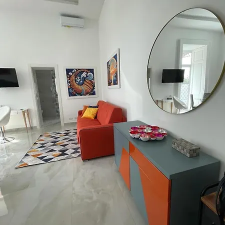 Megaride Domus * ארקולאנו