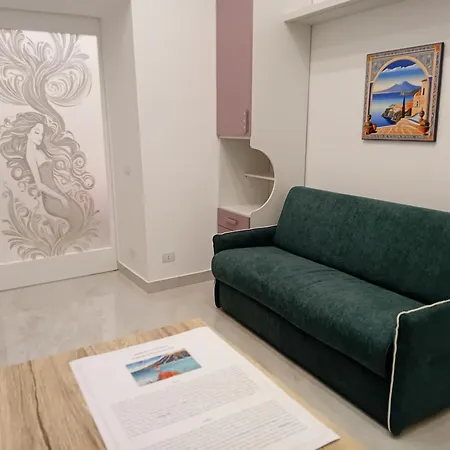 Apartment Megaride Domus