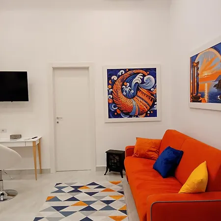 Megaride Domus Apartment *